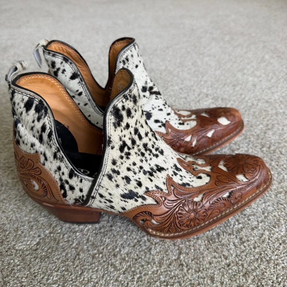 Myra West Street Cowhide & Hand Tooled Leather Booties Size 6 Western Cowgirl